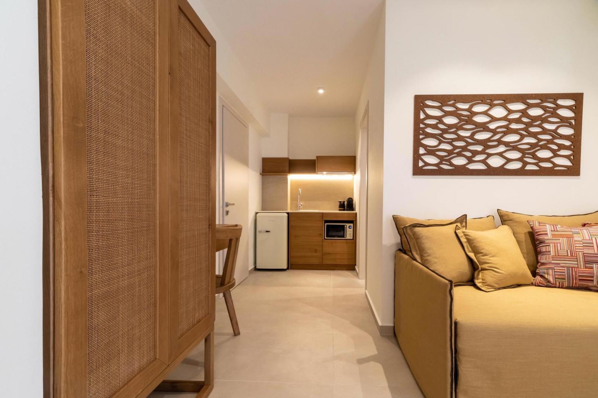 Arancia Elegant Rooms And Suites Tolón Esterno foto