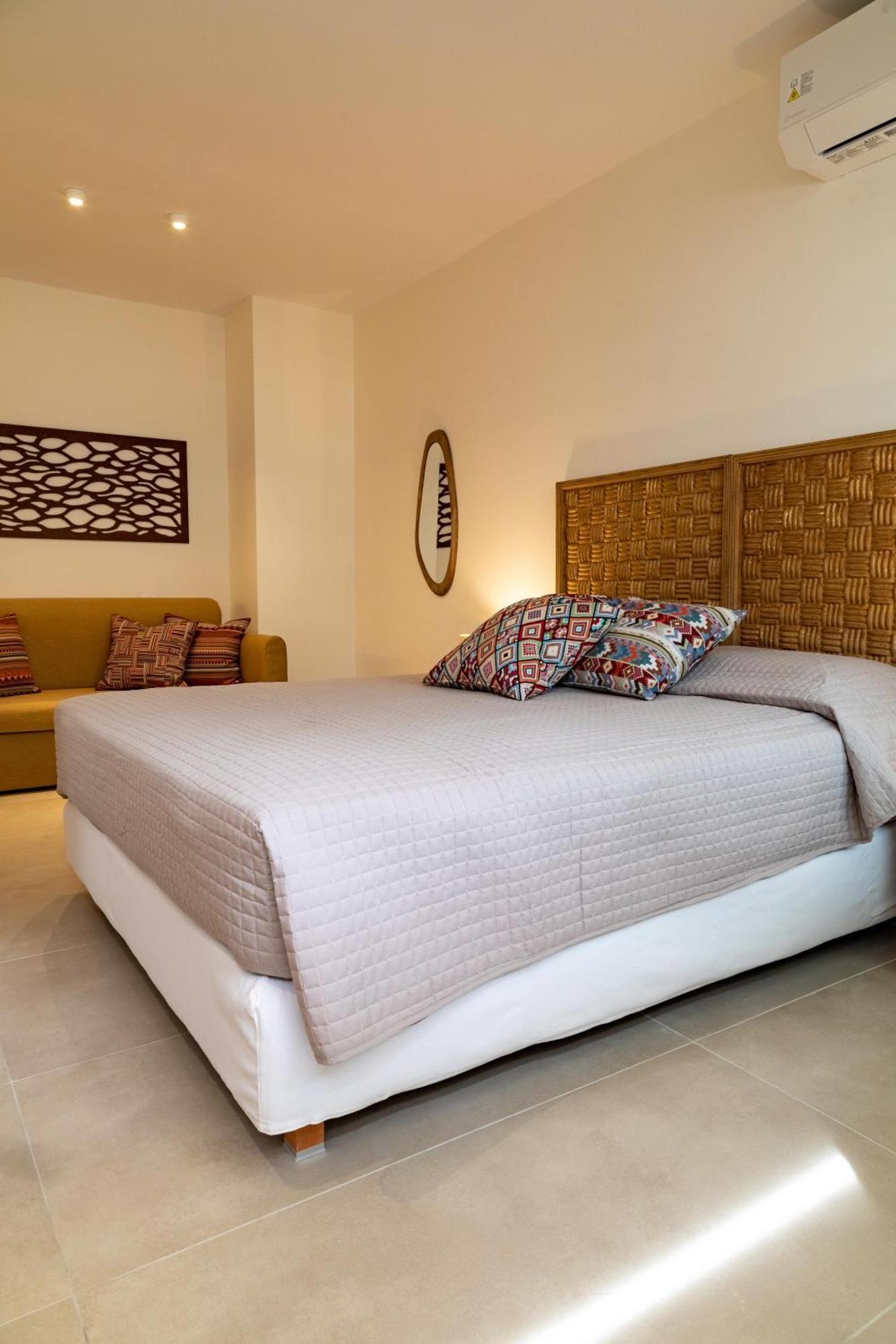Arancia Elegant Rooms And Suites Tolón Esterno foto