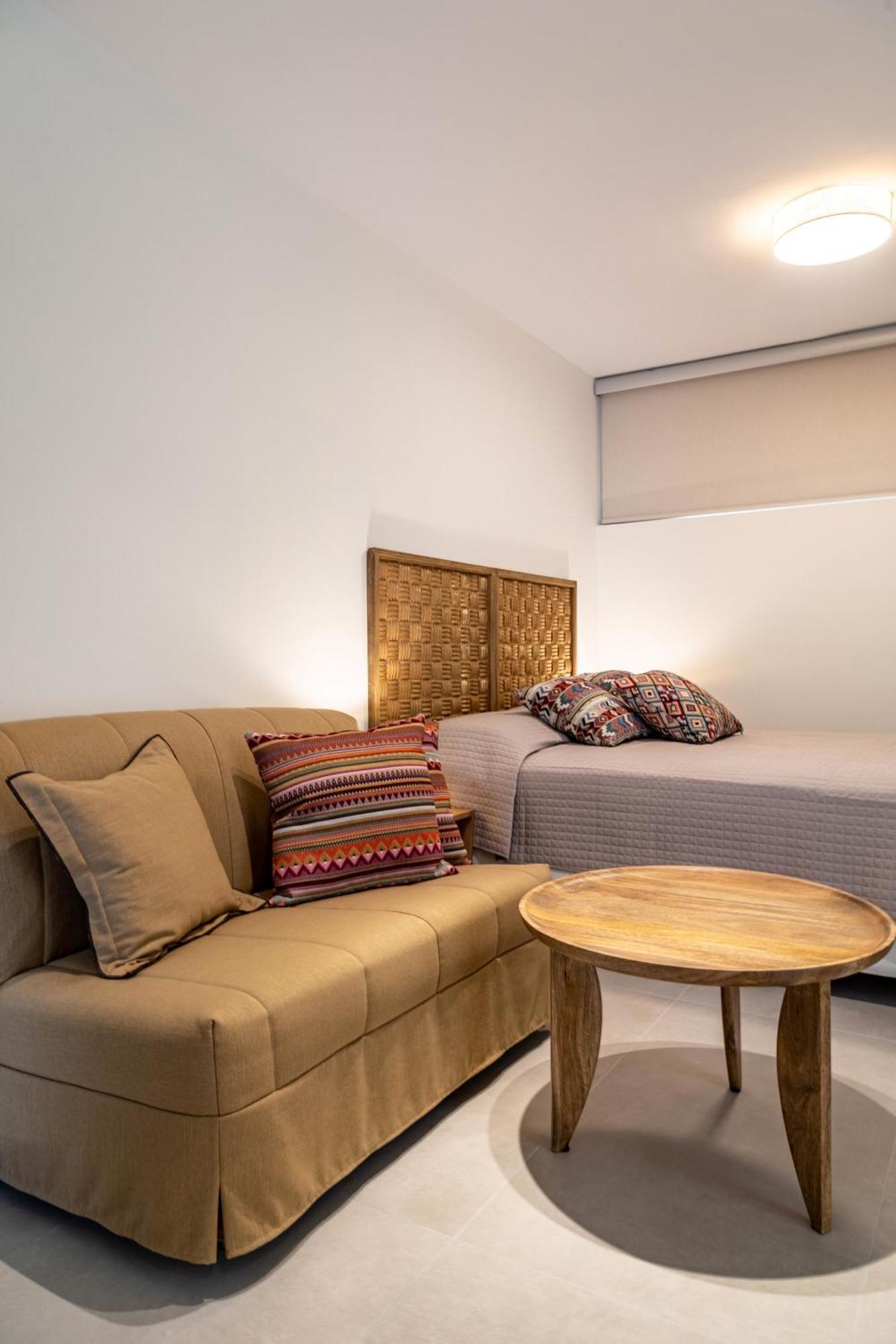 Arancia Elegant Rooms And Suites Tolón Esterno foto